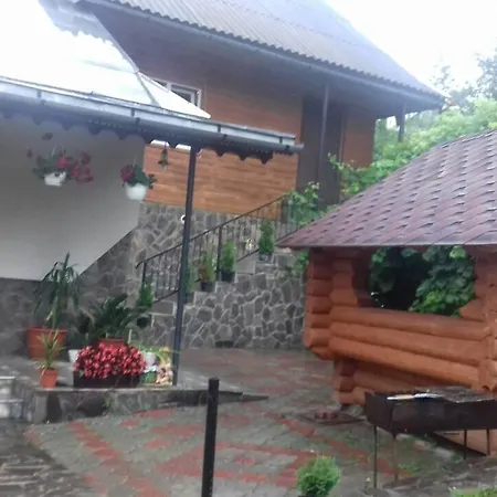 Casa de hóspedes Садиба У Наталки *